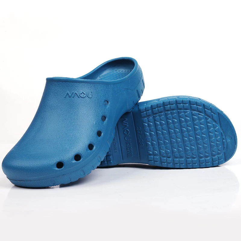 healthcare clogs