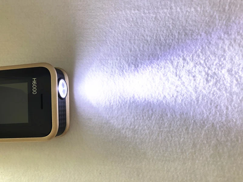 Реальные 4400 мАч, блок питания для мобильного телефона, 4 ядра, две Sim Bluetooth MP3 FM радио клавиатура 1,8 дюймов мобильный телефон H6000 русский Язык
