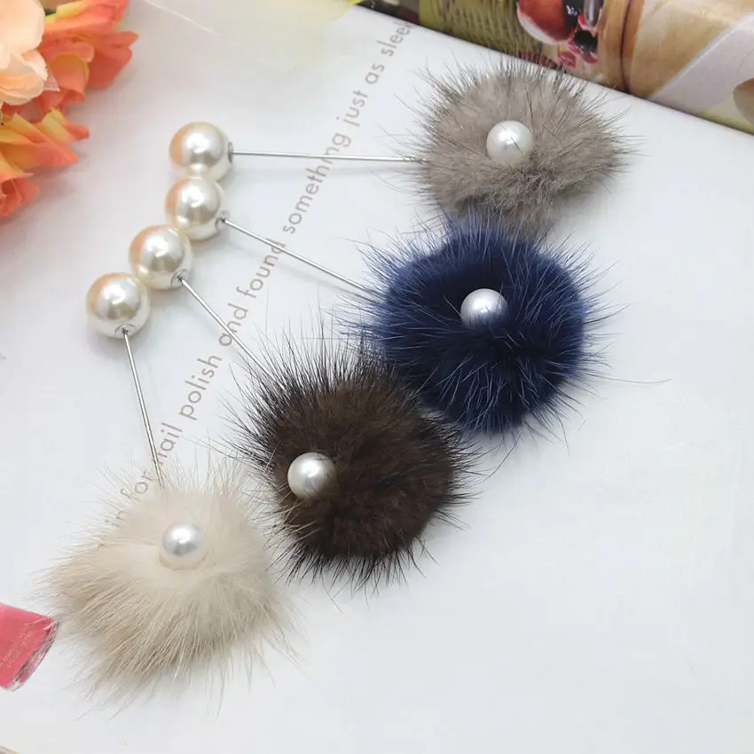 

Hot Sale New Chuzzle Brooches Pin Women Gifts Wool Imitation Pearl Pins Jewelry Clothing Gifts Girls Bijoux Scarf Buckle