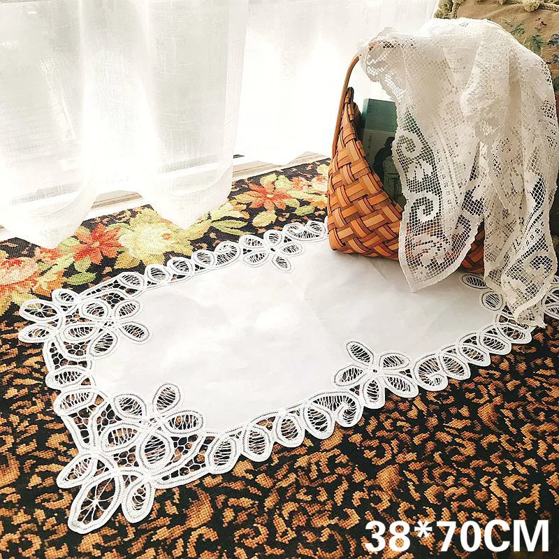

Elegant White Cotton Rectangular Embroidered Table Runner Wedding Banquet Christmas Tablecloth Cloth Home Kitchen Table Cover