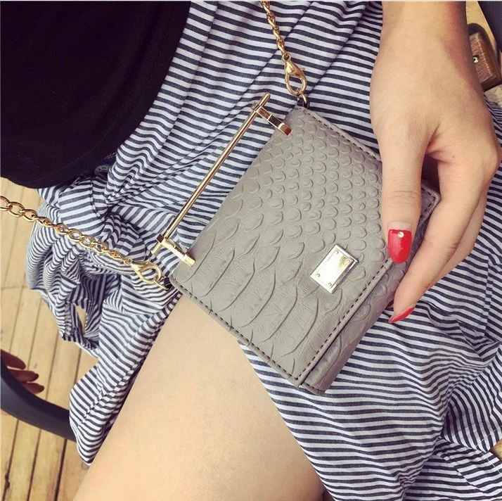 

2016 New Retro crocodile chain Mini Korean Short Velcro Wallet Bag Lady single shoulder bag