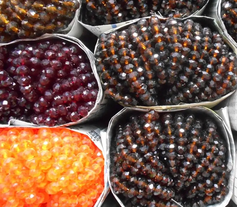 

70 PC A String 8 mm top quality white red Cezch Crystal Glass faceted Beads fit jewelry Diy