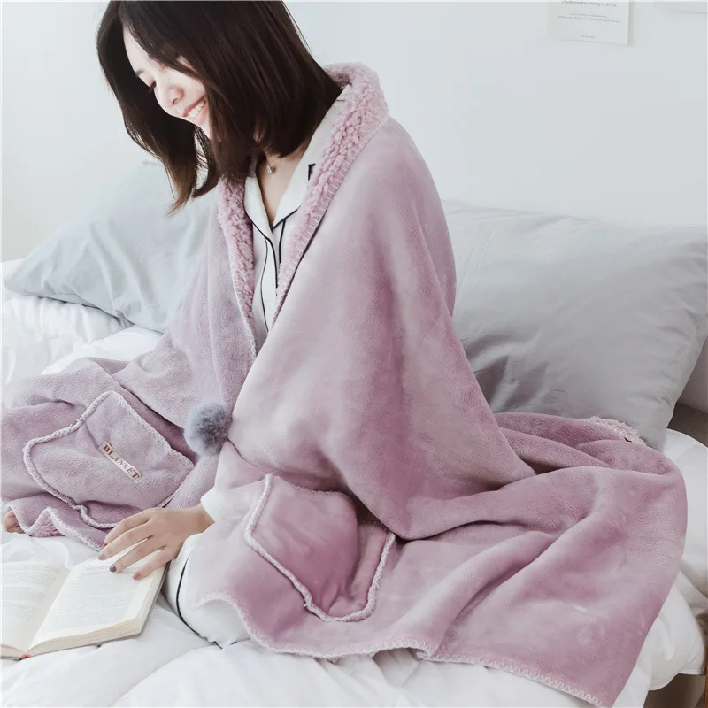 

Lamb velvet double-layer flannel velvet blanket coral velvet multi-function office shawl blanket folding blanket T190
