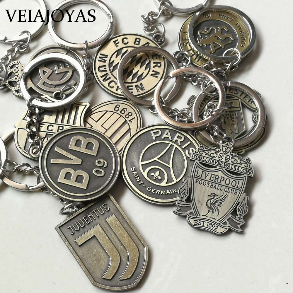 

2018 Hot Europe's Football leagues Soccer Club Logo Bronze Keychains Vintage Spanish La Liga Football Club Keychain chaveiro Men