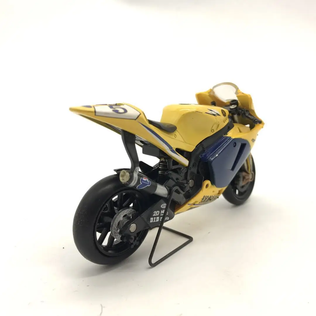 Абсолютно YJ 1/18 масштаб Гоночные Игрушки, модели мотоциклов YAMAHA M1 GP#5 литой металлический мотоцикл модель ручной работы игрушки для подарка/детей/коллекции