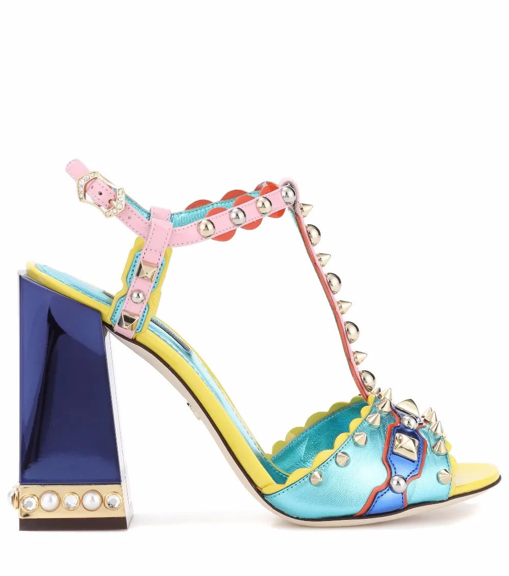 

2018 New Spring Summer T-strap Sandals Open Toe High Square Heels Woman Designer Sandals Rivets Ankle Strap Woman Party Shoes