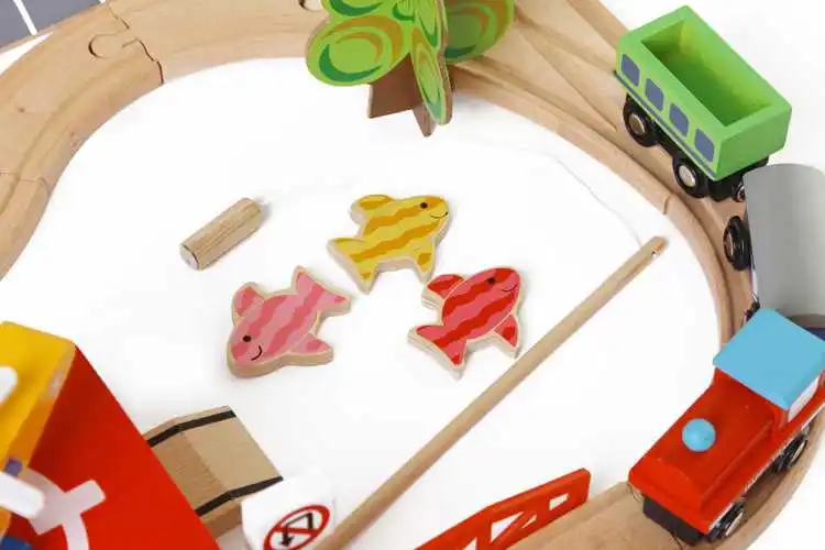 69 шт. Детские Деревянные железные дороги блок наборы игрушек Творческий дорожного движения сцена здание головоломка с Рыбалка обучающая игрушка подарок на день рождения