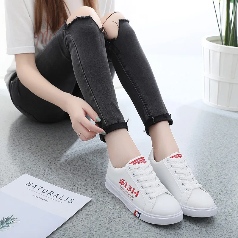 

2019 new breathable fashion and women's Korean shoes Casual shoes free white Male summer
