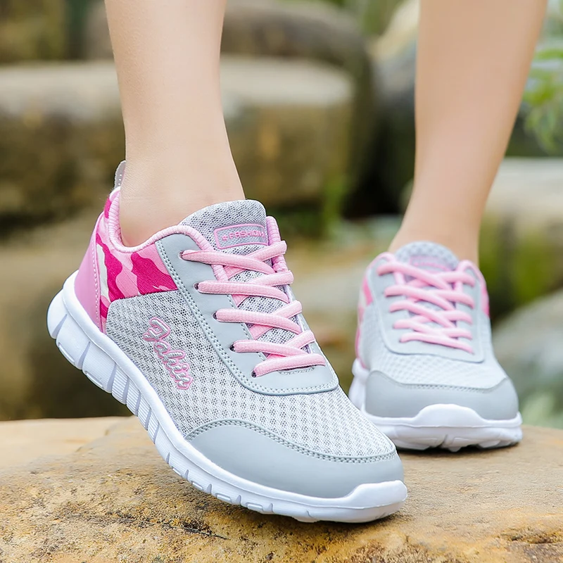 

Big Size Sport Run Shoes for Women Female Outdoor Breathable Mesh Sneakers Newest Students Anti-slip Athletic Travel Light Shoes