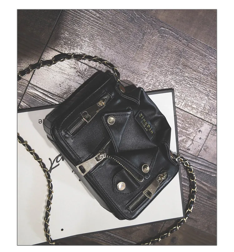 3525155031_2138826449