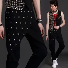 Этап личности мужчины заклепки Штаны штаны-шаровары Штаны для мужчин средства ухода за кожей стоп брюки для пения, танцев рок Модные Панталоны street цвета: белый, черный