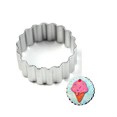 

Creative Chrysanthemum Shaped SugarcrBSt Biscuit/Cookie Cake Mold Pastry Baking Cutter Mould Bakeware Decorating Tools BS133