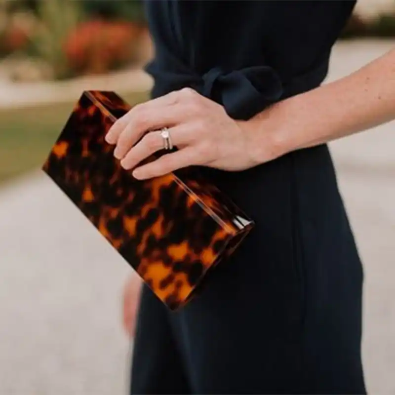 tortoise shell clutch