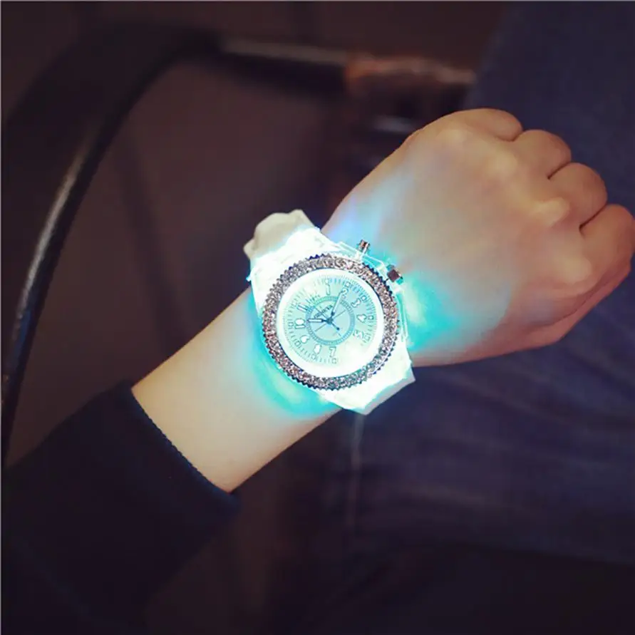 

Yueshang Women Man Lovers Fashion LED Backlight Sport Waterproof Quartz Wrist Watches saat relogio kol saati reloj montre xfcs