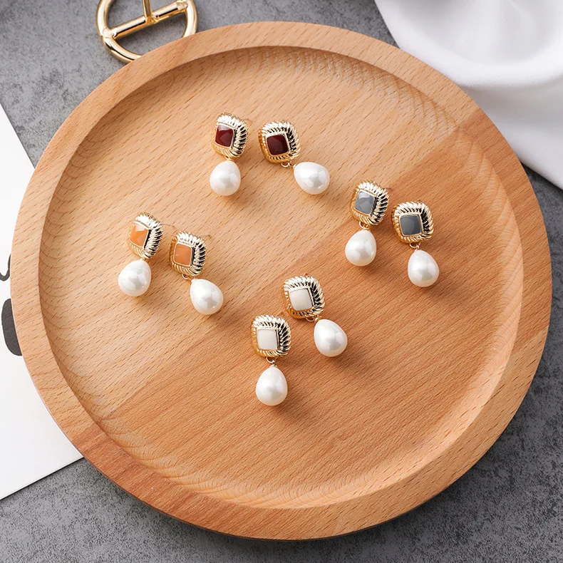 

FEEHOW New Arrival Vintage Red Stone & Imitation Pearl Dangle Earrings For Women Dinner Dress Jewelry FEY054
