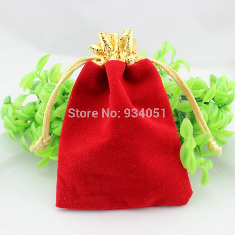 Set of 50pcs Chic Red Velvet Gift Bags w/Golden Purfle Drawstring