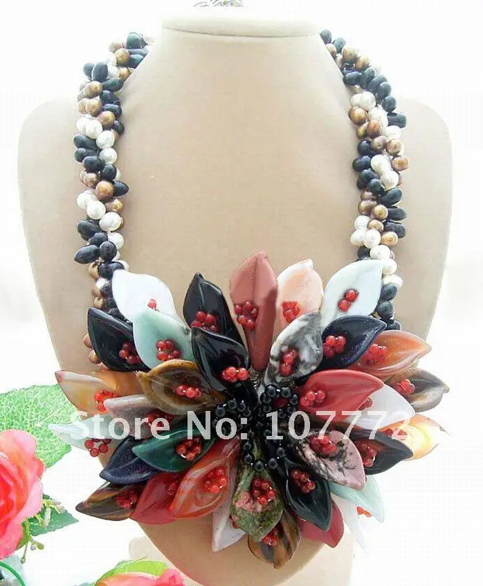 

Amazing! Pearl&Semi-Precious Stone Necklace