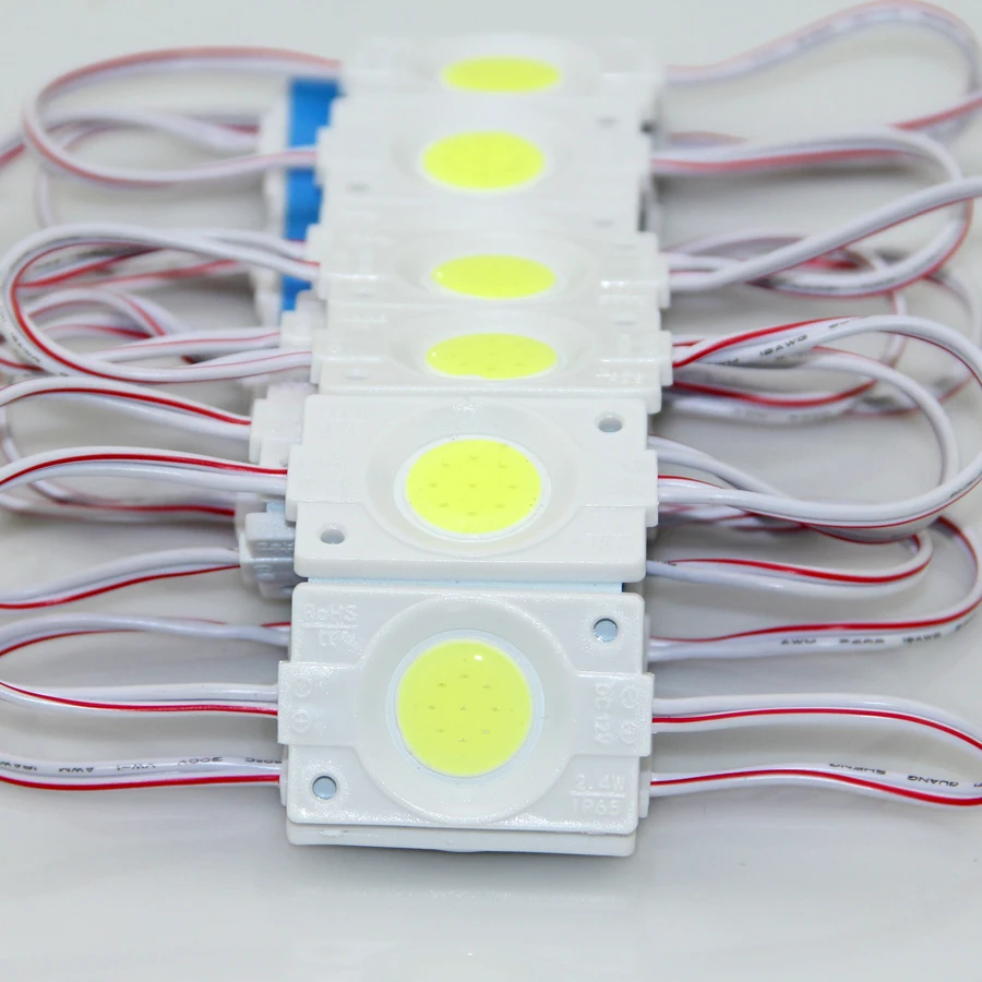 светодиод для автомобиля 12 вольт. светодиод безцокольный w5w-12vsmd 3диод белый.