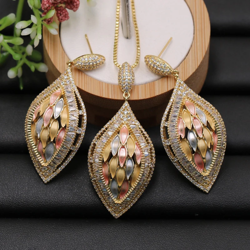 

Lanyika Jewelry Set Luxury Charm Stereo Olivary Sandblasting Plated Necklace with Dangle Earrings for Wedding Best Bridal Gifts