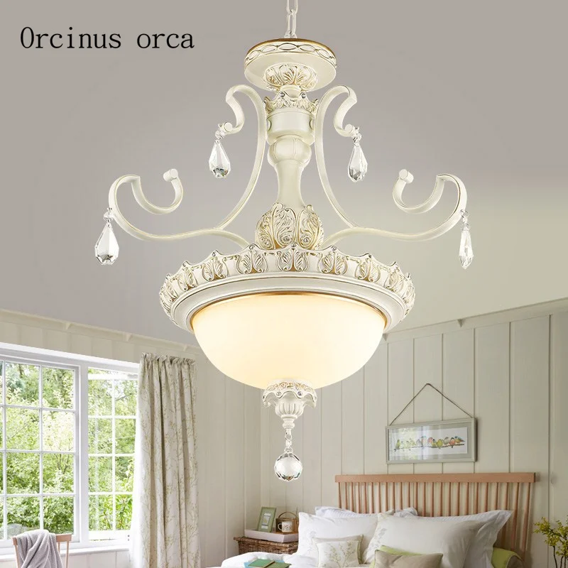 

European style pastoral creative white crystal chandelier living room corridor restaurant American country LED resin Chandelier
