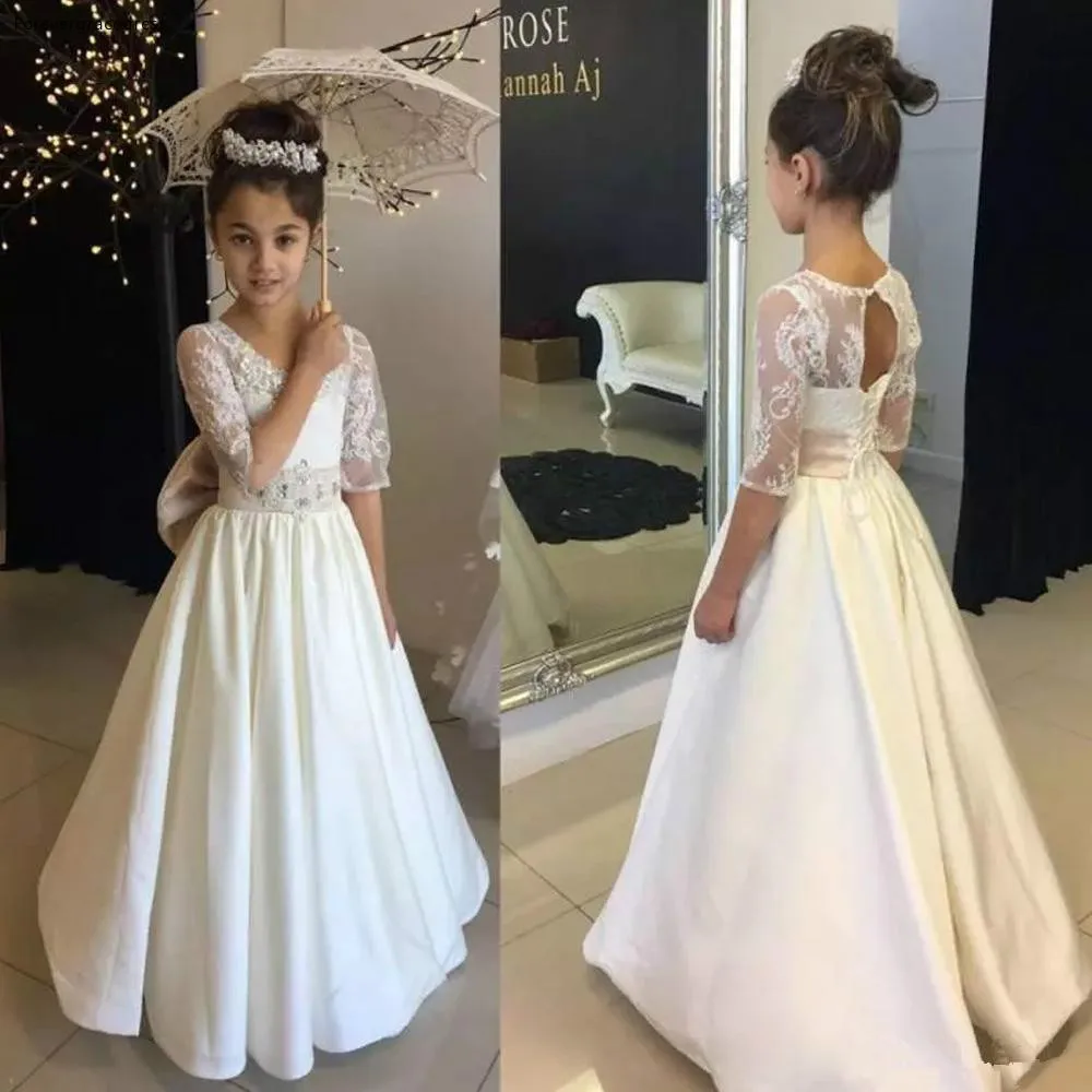 

2019 New Cheap Lovely For Country Garden Boho Flower Girl Dresses Daughter Toddler Pretty Kids Pageant Formal First Holy Gown
