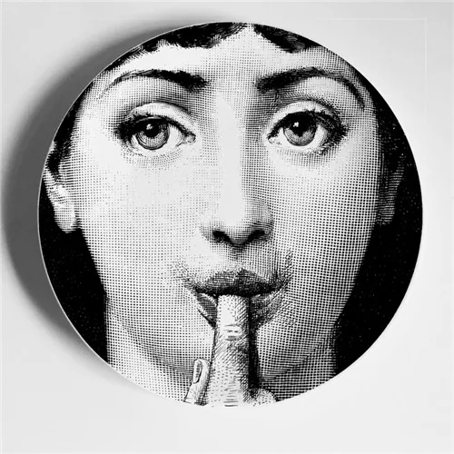 Горячая Красота иллюстрация Fornasetti тарелки настенные подвесные декоративные ремесленные блюда дома/отеля/бара/образца комнаты фон тарелка - Цвет: 10