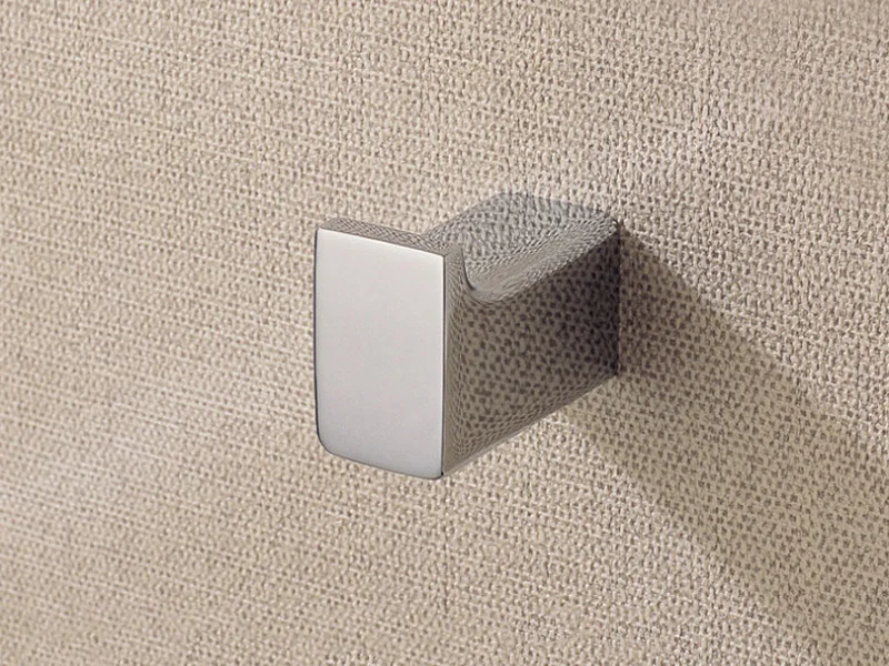 robe hook 1