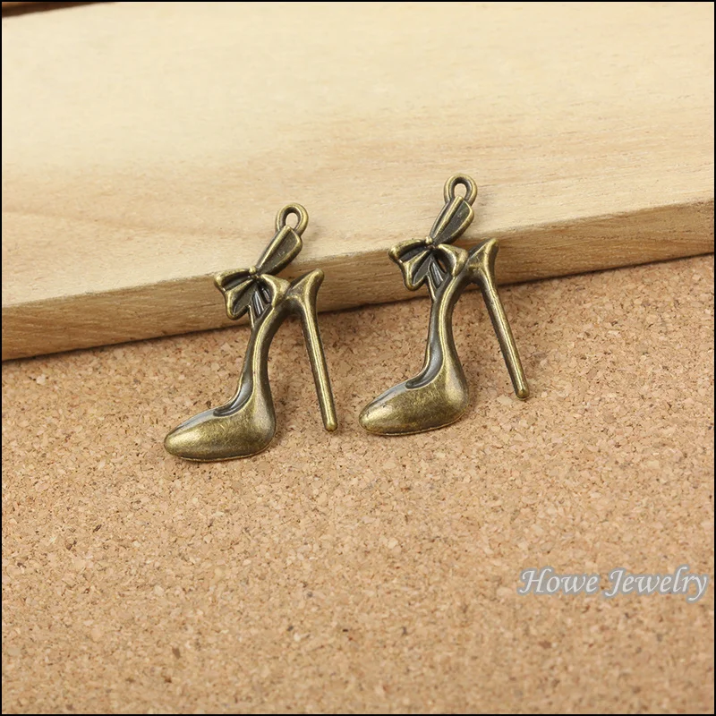 

Wholesale 25 pcs quality Antique bronze High heels Pendant Alloy DIY Fashion charm Bracelet Necklace Jewelry Accessories 10059