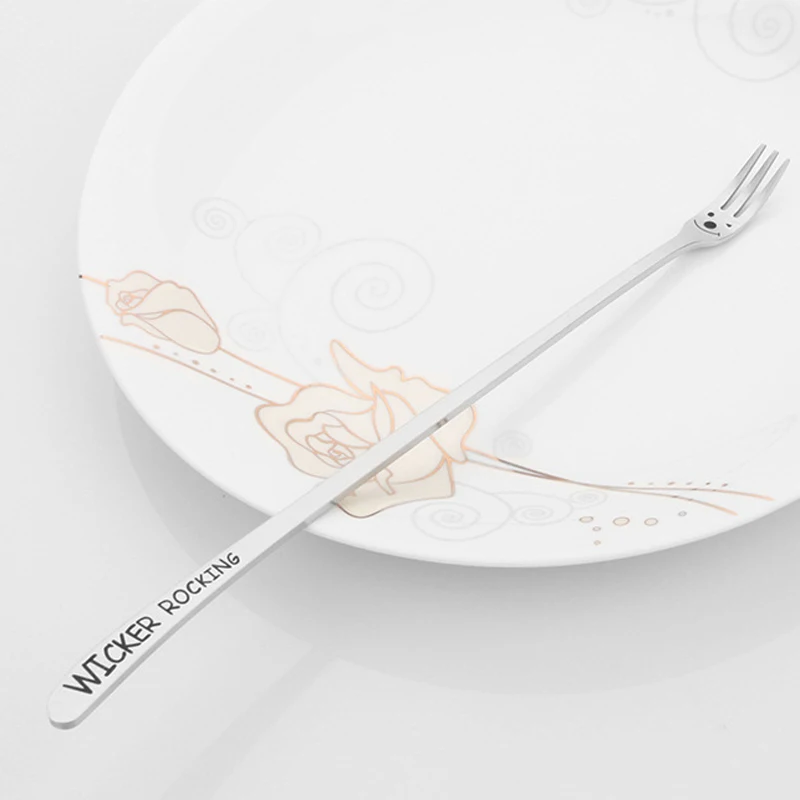 FHEAL New Heavy Long Handle Stainless Steel Cake Dessert Fruit Forks Spoon tableware Smile Face Spoons Forks Flatware (16)
