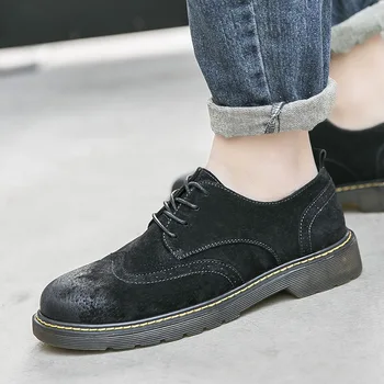 

2019 mens spring breathable Bullock Carving Round toe leather shoes male casual flats lightweight sneaker young men shoes A199