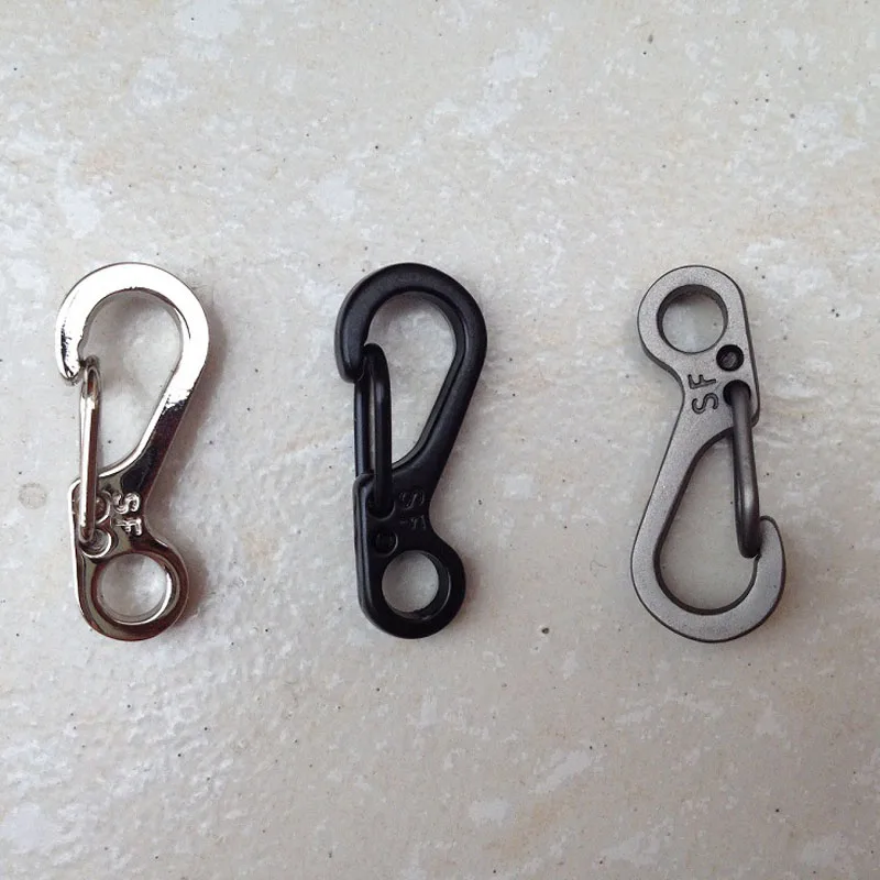 

New 2 Pcs/Set Carabiner Snap Clip Hook Aluminium Alloy D Ring Shape Keychain Climbing Hanging Buckle For Camping Hiking LMH66