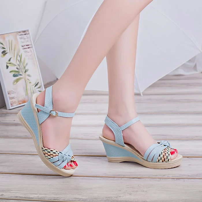 paragon female footwear