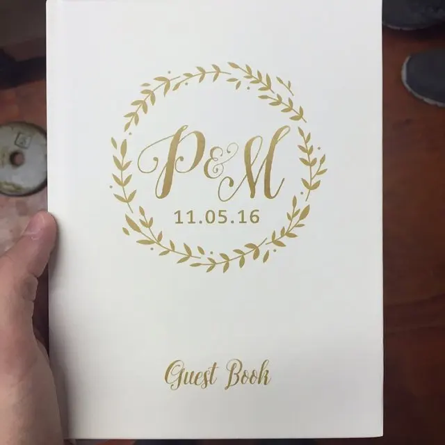 personalize-wreath-Gold-Foil-Unique-Wedding-Guest-Books-guestbook-Alternative-Wedding-scrap-book-with-Name-and (1)