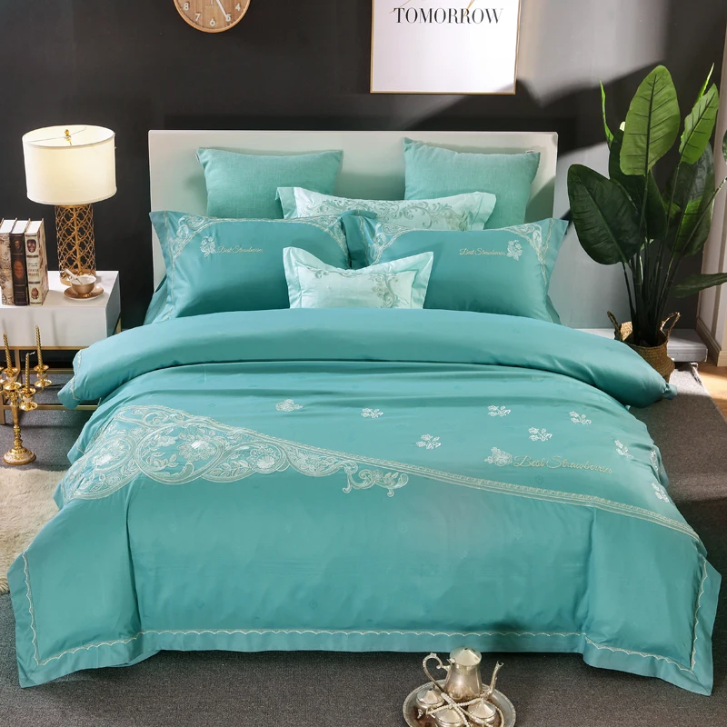 2018 Luxury 80S Tencel Bedding Set Queen King size embroidery Duvet