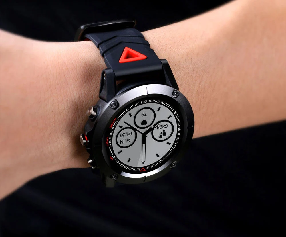 G01 1.05 inch Sports Smart Watch Bluetooth 4.0 IP68 Waterproof Call / Message Reminder Heart Rate Monitor Sleep Monitoring Functions