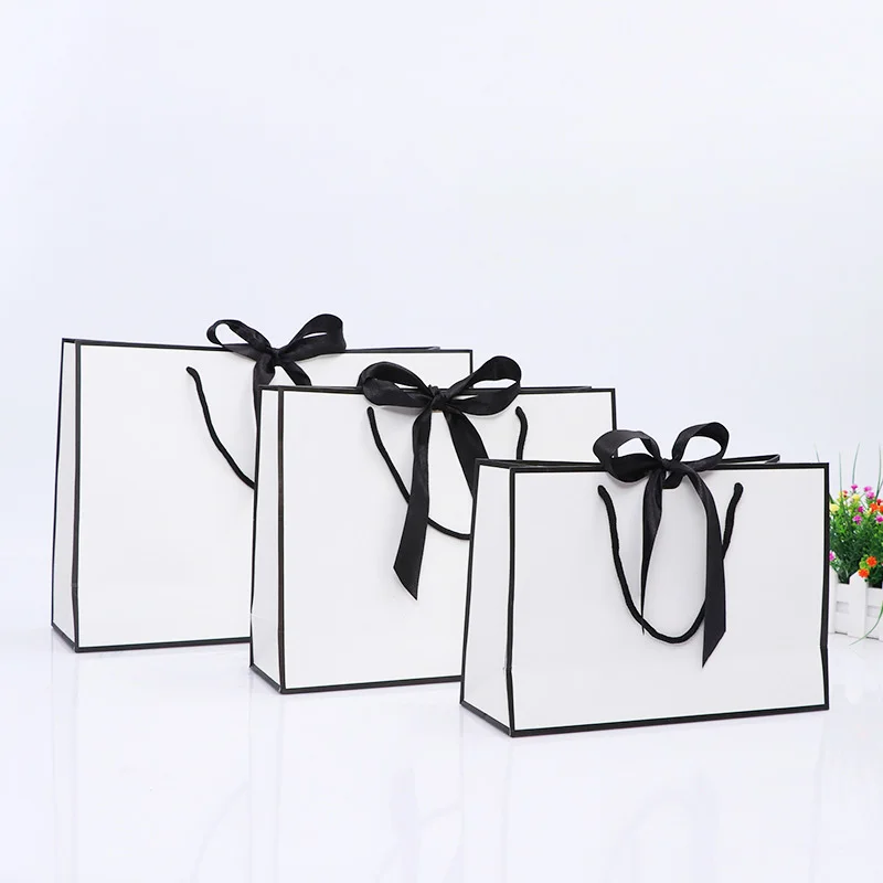 100 шт/партия Креативный дизайн Черная кайма белая крафт-бумага сумка с ручкой сувенир для свадебной вечеринки бумажный с бантом подарок мешочек для украшений