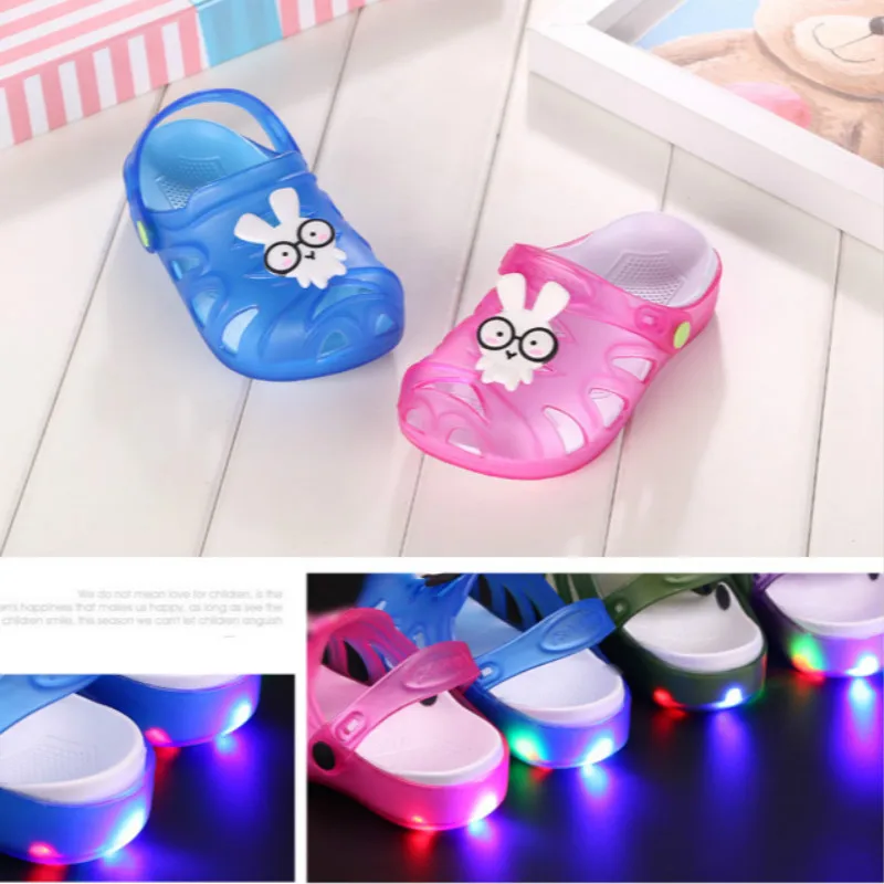 

2019 Summer Kid Toddlers Girl LED Light Sandals Children Princess Shoes Boys Soft Baby Flat Flip Flops Slipper Beach Sandals