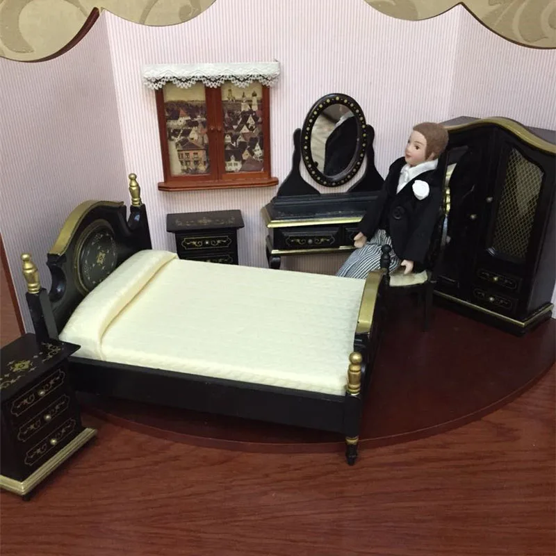 

Doub K 1:12 Wooden Dollhouse Furniture toy simulation Miniature black bed Bedroom dolls house pretend play toys for girls gifts