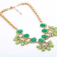 KISS ME Женские аксессуары бижутерия зеленый драгоценный камень роскошные женские короткие дизайнерские ожерелья с фабрики
