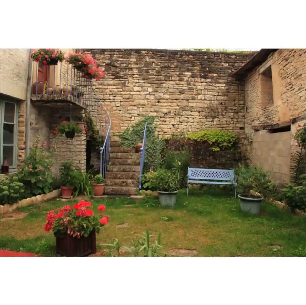 Laeacco Grunge Brick Wall Yard Flower Portrait Scene Baby Children