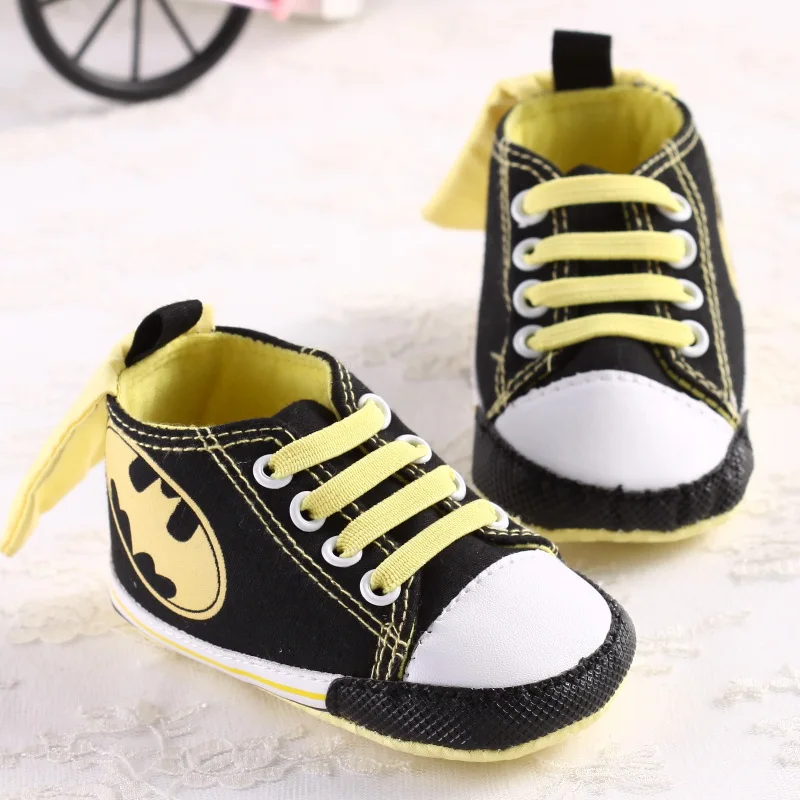 Baby Footwear Toddler Baby Sneakers Crib Baby First Walkers 0-18M Cartoon Batman Canvas Baby Boys Casual Shoes DS9