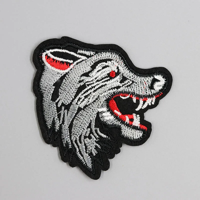 Wolves gold red Worm Embroidered Iron on Patches for Clothing Stripes Clothes Stickers Custom Badges patch eye pink boy