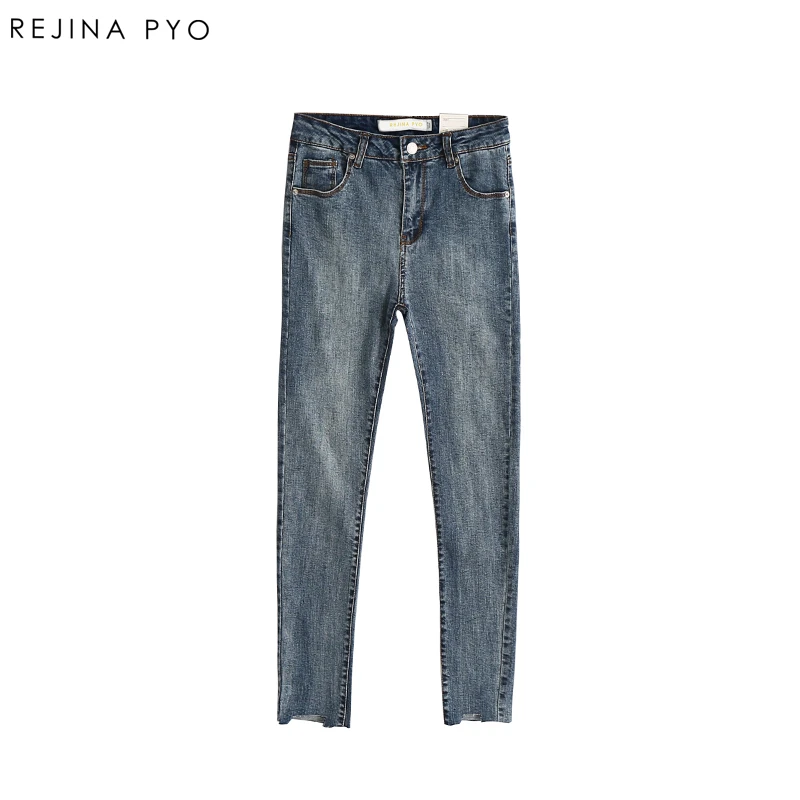stretching denim jeans
