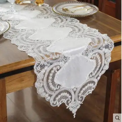 Europe embroidered table runner flag table cover Lace High-end luxury TV cabinet fabric classical coffee table flag embroidery Europe embroidered table runner flag table cover Lace High-end luxury TV cabinet fabric classical coffee table flag embroidery