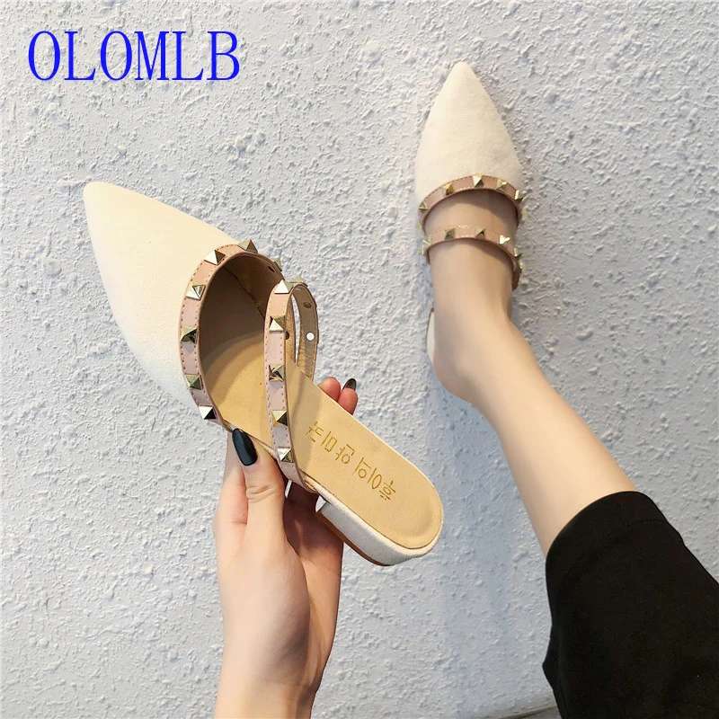 

OLOMLB 2019 Women Summer Mules Slippers 2.5CM Square Heel Ladies Rivets Pointed Toe Strange Style Outside Shoes For Girls