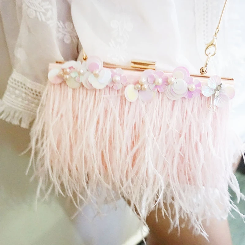 New women Feather Dinner Bag Sequin Flower Ostrich Hair Handbag Shoulder Skew Acrylic Bag Girl New women Feather Dinner Bag Sequin Flower Ostrich Hair Handbag Shoulder Skew Acrylic Bag Girl