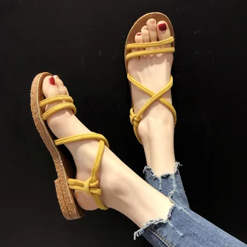 

2019 summer new style simple and simple solid color sandals women comfortable wild casual Roman style sandals.