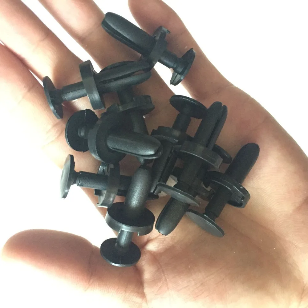 50x AUDI 8 mm Parachoques /& Protección Contra Salpicaduras Plástico Remache Cuerpo Panel Retención Recortar Clips