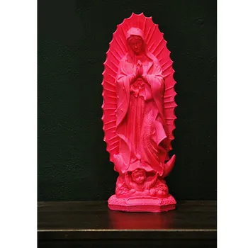 

South America Mexico Mist Red Madonna of Our Lady of Guadalupe Living Room Study Decor Ornaments Desktop Accessories M1416