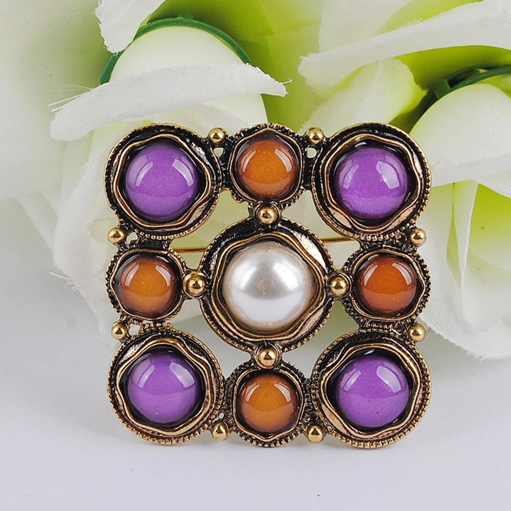 Brooches-00004 (11)
